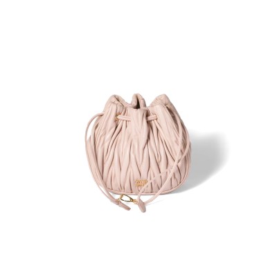 MIU MIU MATELASSÉ NAPPA LEATHER POUCH 5ND022 01 (16*14*7.5cm)